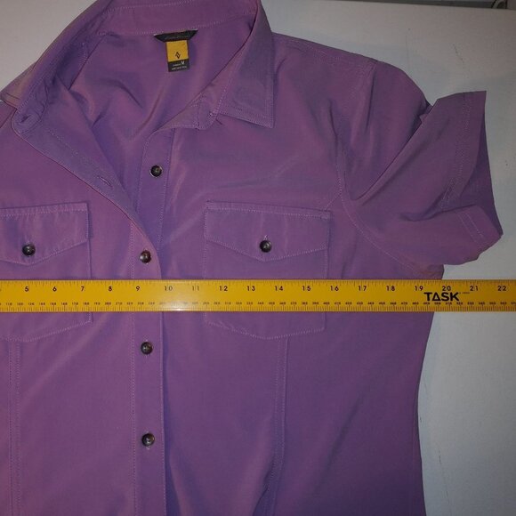 Eddie Bauer Ladies Size Medium Full Button Purple Short Sleeve Fitted Blouse - Picture 5 of 5